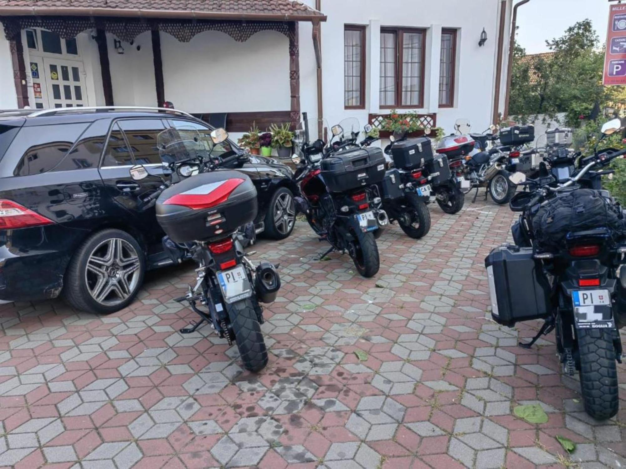 Pensiunea Millenium Sibiu With Parking - Motorcycle Friendly Travel Routes Dış mekan fotoğraf