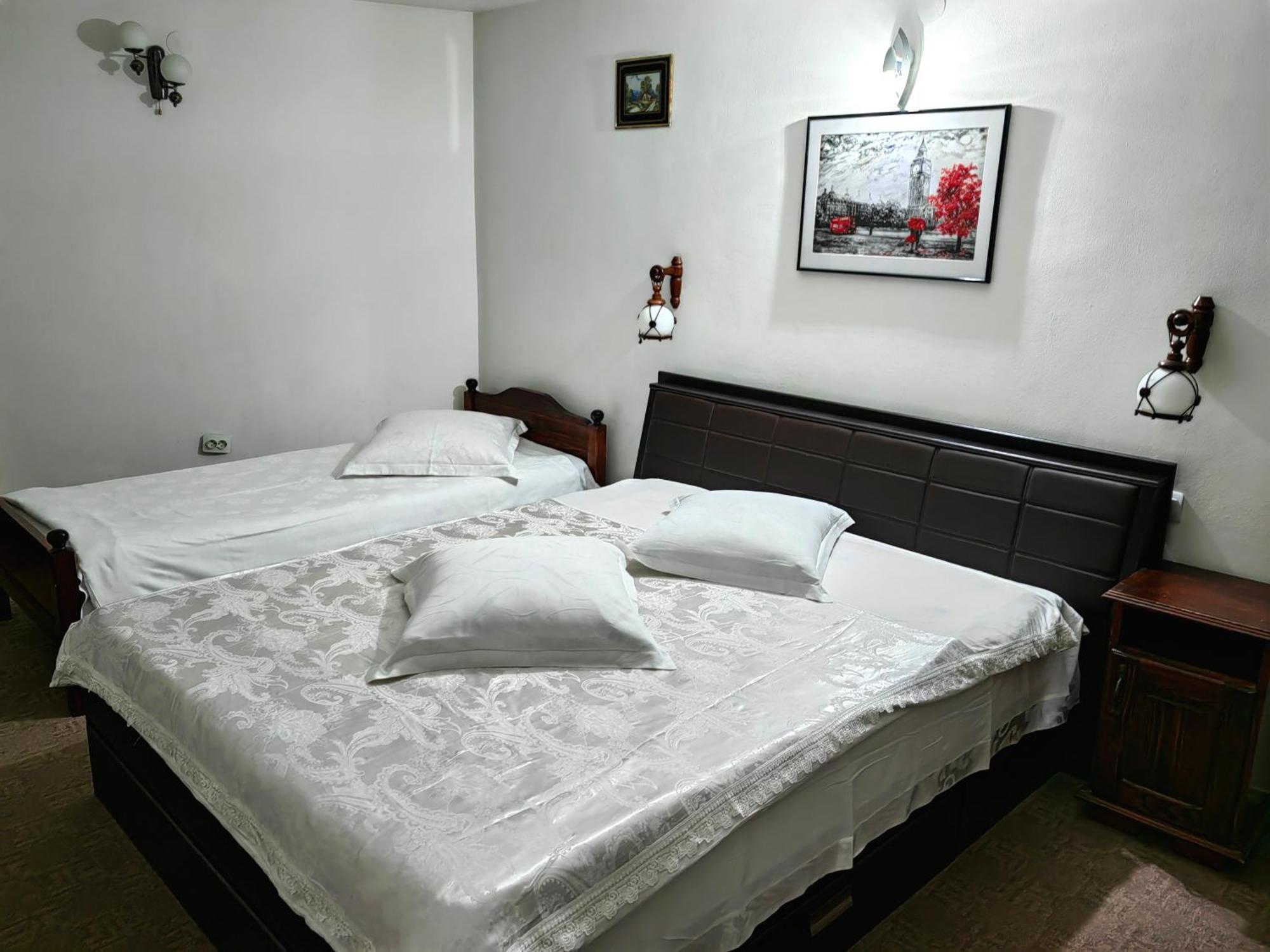 Pensiunea Millenium Sibiu With Parking - Motorcycle Friendly Travel Routes Dış mekan fotoğraf