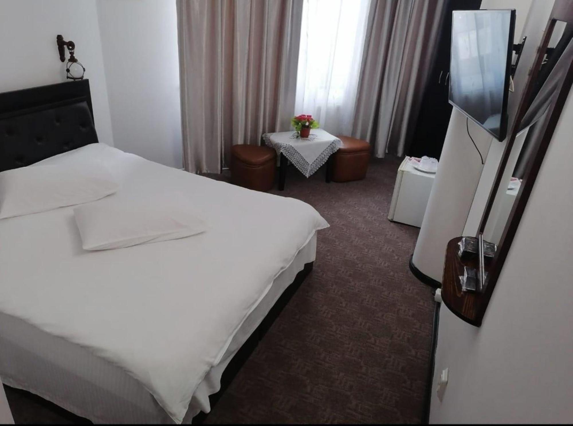 Pensiunea Millenium Sibiu With Parking - Motorcycle Friendly Travel Routes Dış mekan fotoğraf